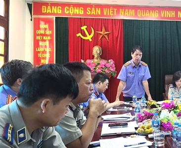 Phòng 11 Viện KSND thành phố Hà Nội tiến hành trực tiếp kiểm sát tại Chi cục...